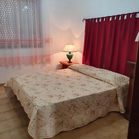 Appartamento A Telti Con Giardino Privato E Posto Auto מראה חיצוני תמונה