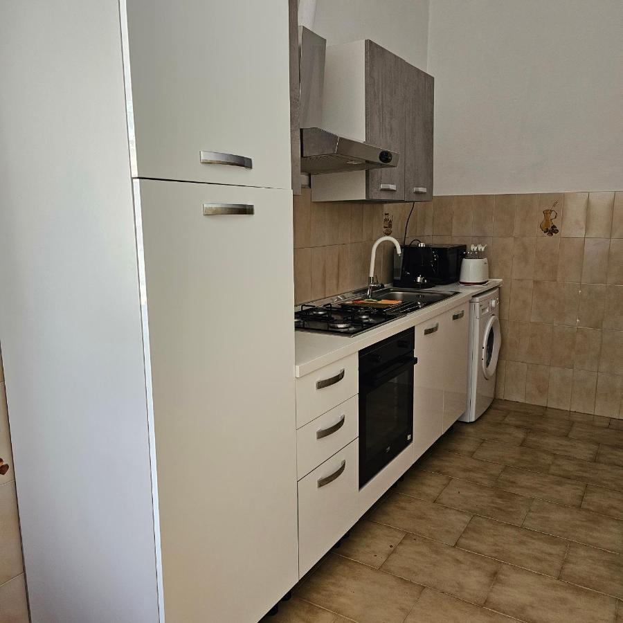Appartamento A Telti Con Giardino Privato E Posto Auto מראה חיצוני תמונה